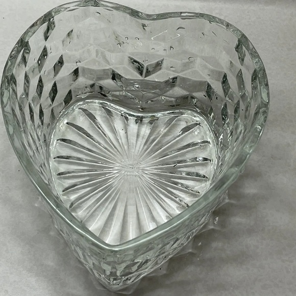 Vintage Homco FOSTORIA AMERICAN Pattern Heart Shaped Crystal Dish with lid USA - Picture 2 of 5
